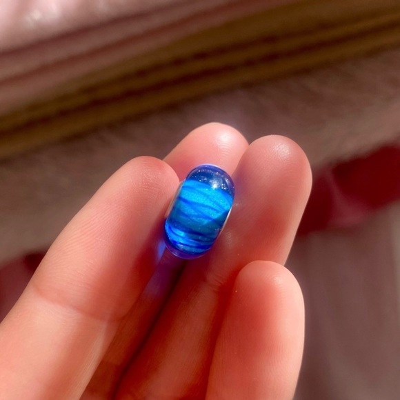 .925 Blue Sea Ocean Glass Bead Charm - Picture 5 of 6